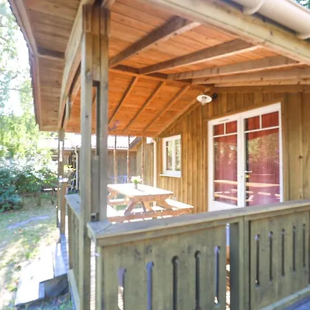 Chalé Bois Equipe 35 M2 2 Terrasse Couverte Place Parking Piscine Collective 4 Personnes