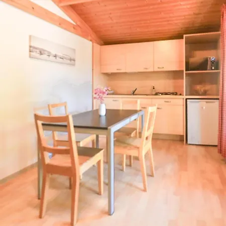 Bois Equipe 35 M2 2 Terrasse Couverte Place Parking Piscine Collective 4 Personnes Chalet *