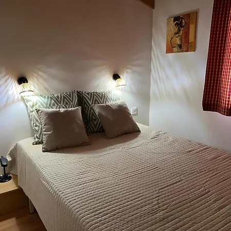 Bois Equipe 35 M2 2 Terrasse Couverte Place Parking Piscine Collective 4 Personnes Chalé Ares